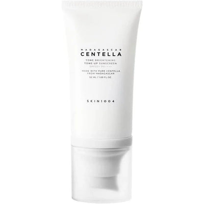 Protector solar iluminador con tono Centella de Madagascar SPF50+ PA++++ (50 ml)
